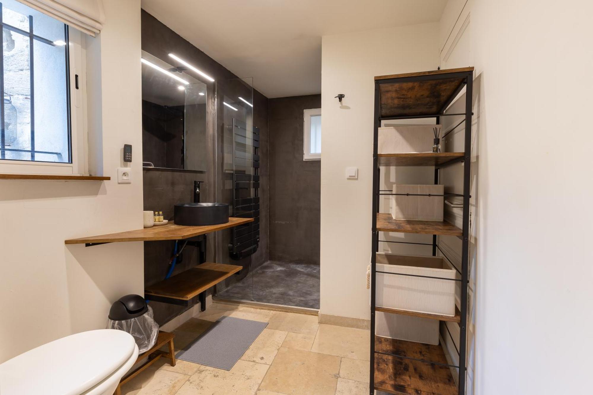 Le Reflet Du Rhone - Intramuros - Wifi - Clim Apartment